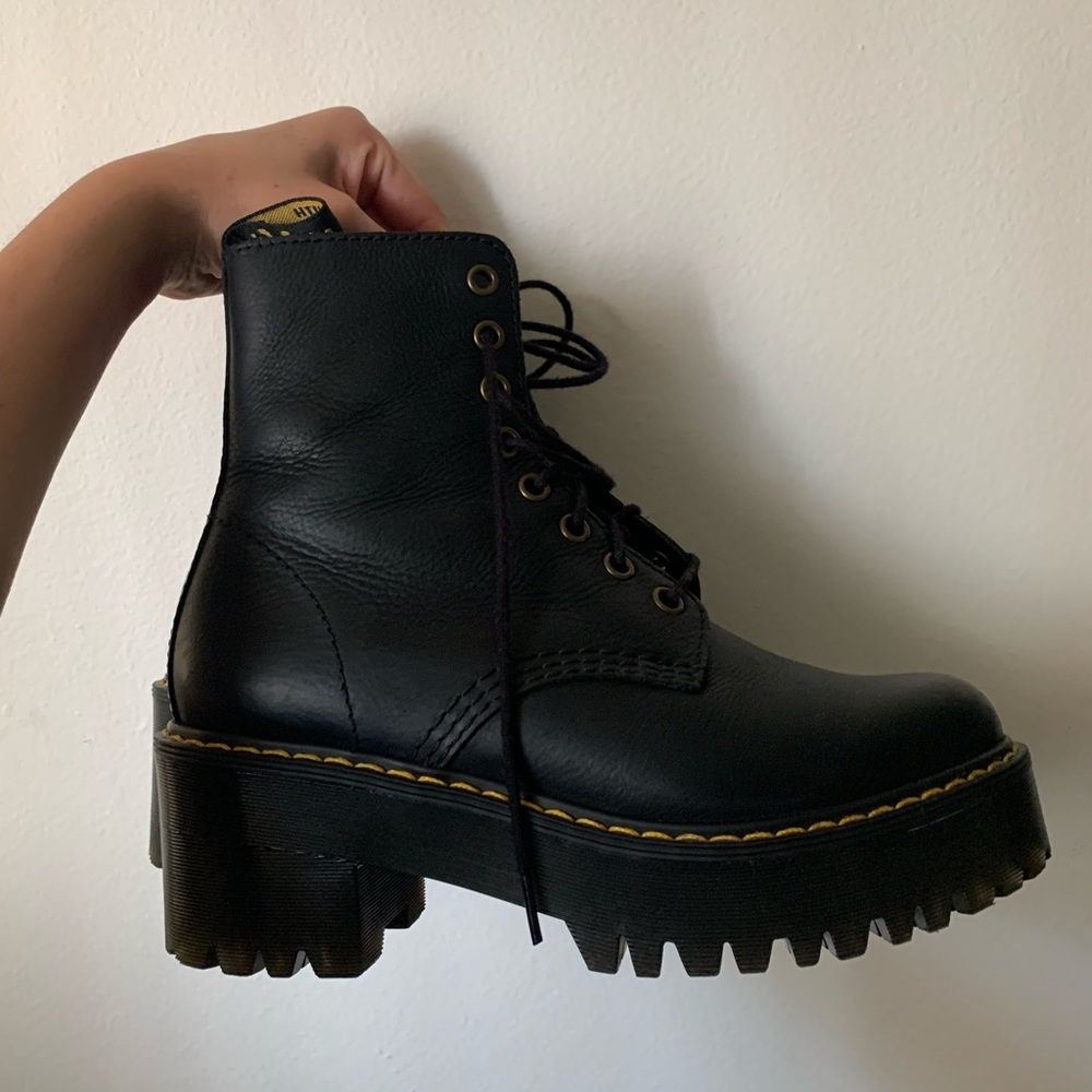 Shiver Hi Dr Martens